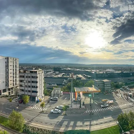 Fancy Apartament Promenada Balcon Panoramic, Parcare, Incalzire Pardoseala, Self Check In Craiova Exterior photo